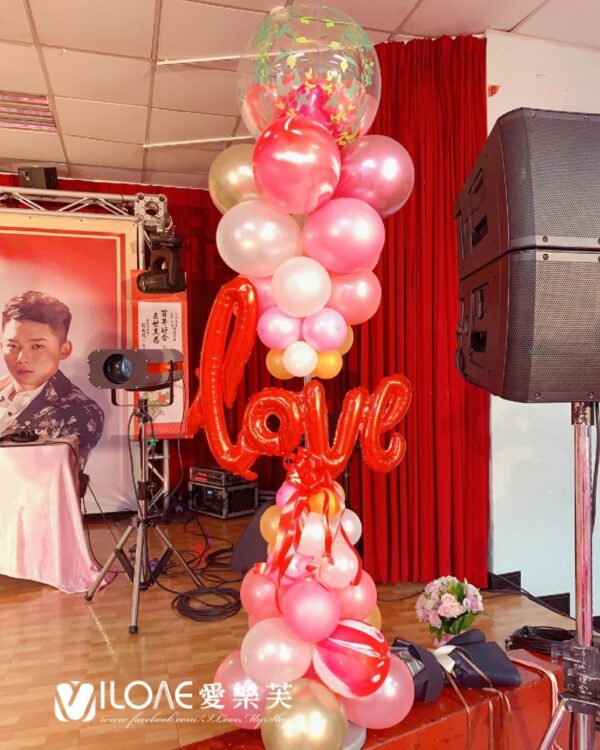 客製氣球柱<br>(LOVE球柱)