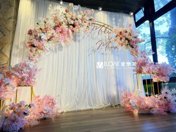 婚禮佈置<br><span style="font-size: 20px;">(純白與浪漫)</span>